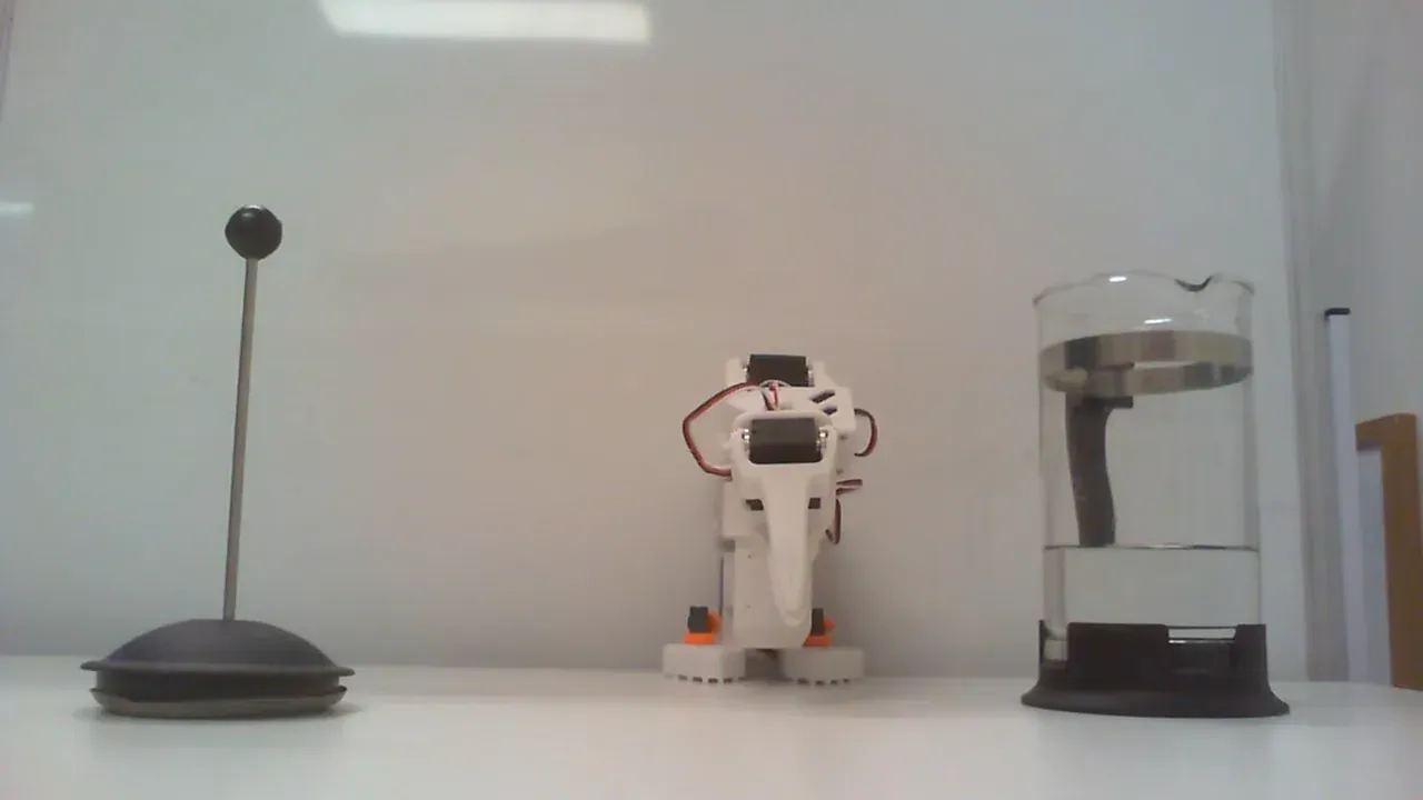 Front camera view of the Close French Press workspace with press and lid components.